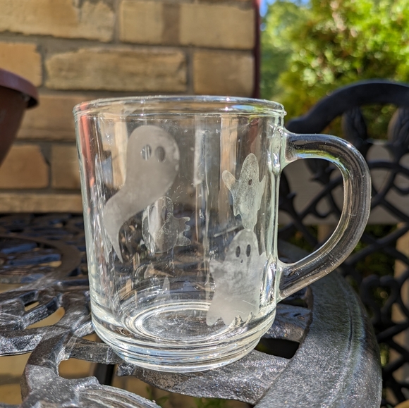 Glass Ghost Mugs - Picture 7 of 8